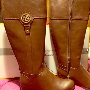 Liz Claiborne memory foam Boots
